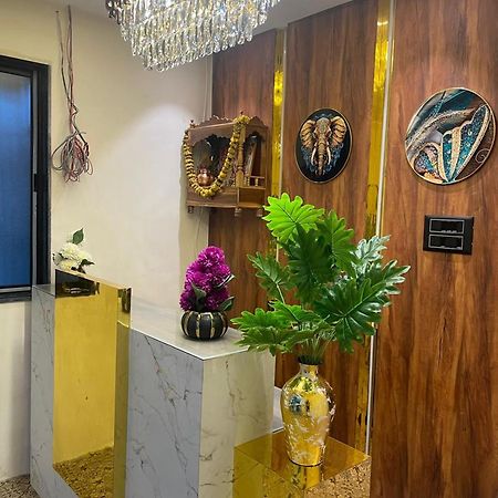 Hotel Sai Palace- Near Tata Memorial Hospital Мумбай Екстериор снимка