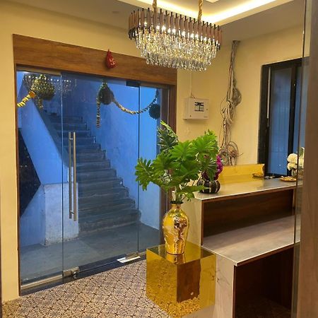 Hotel Sai Palace- Near Tata Memorial Hospital Мумбай Екстериор снимка