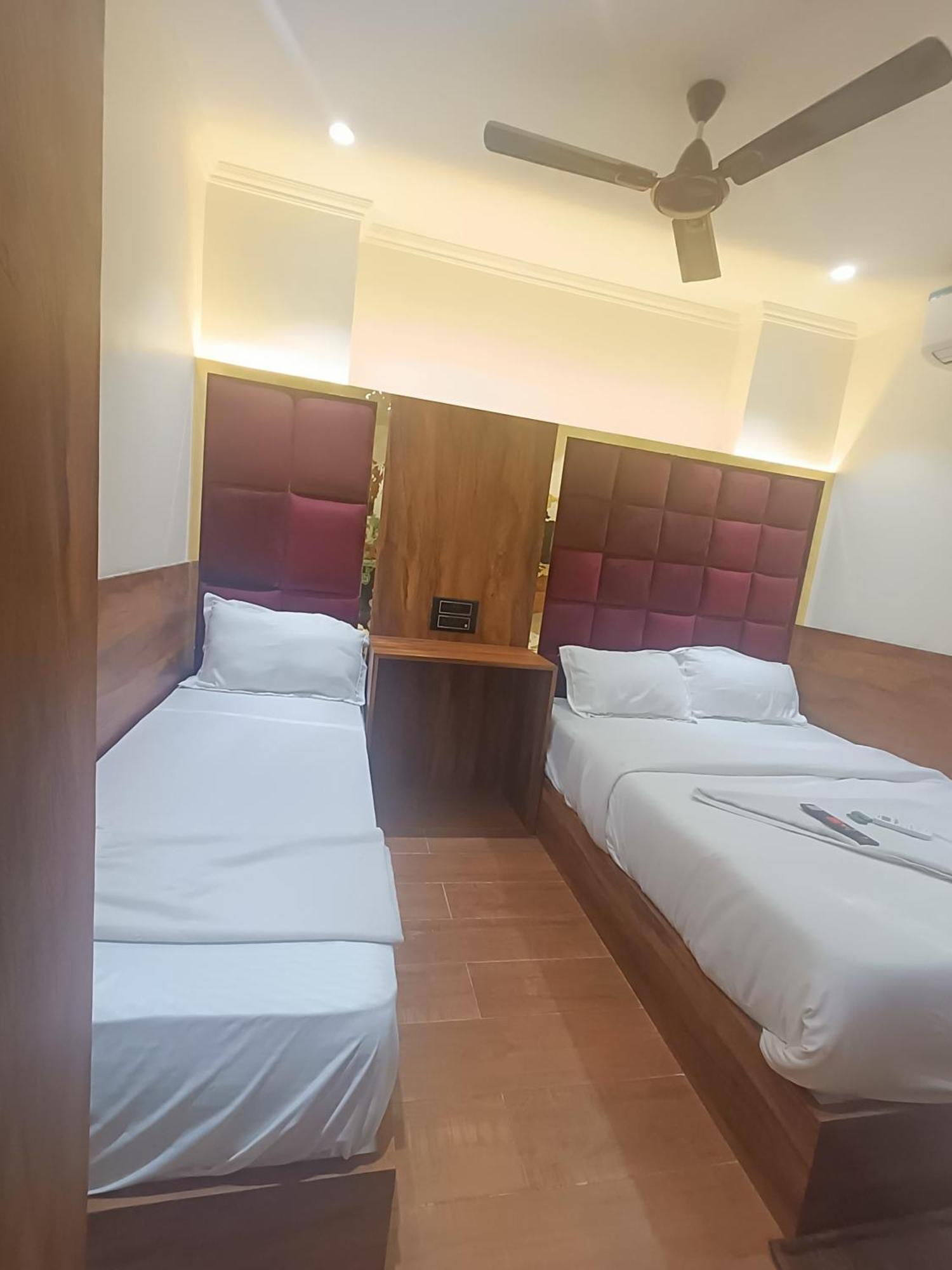 Hotel Sai Palace- Near Tata Memorial Hospital Мумбай Екстериор снимка