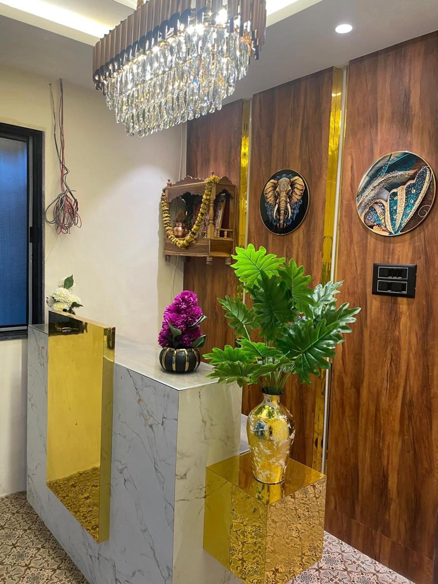 Hotel Sai Palace- Near Tata Memorial Hospital Мумбай Екстериор снимка